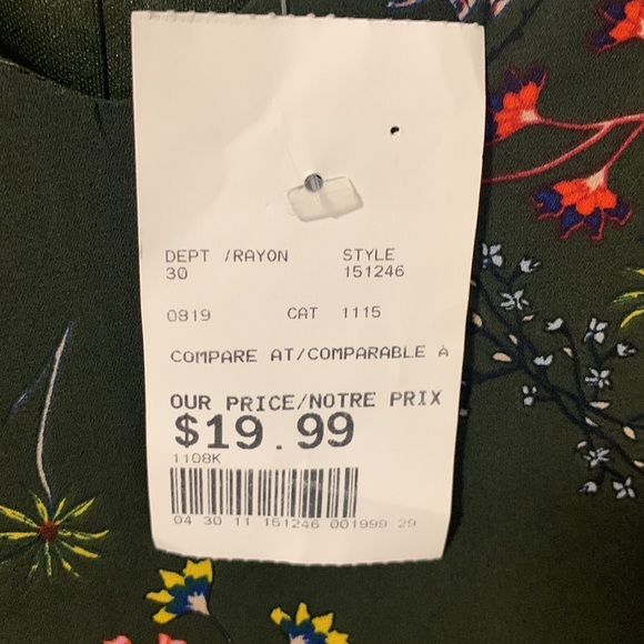 Winners green spaghetti strap dress - Picture 2 of 5